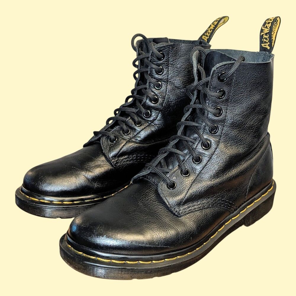 Dr. Martens 1460 Pascal Combat Boots Women's 8 Black Soft Leather 8 Eye Lace Up